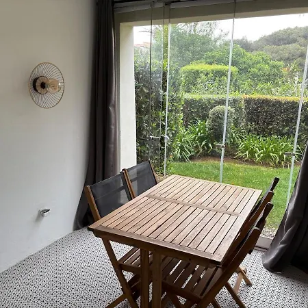 T2 Ground Floor, 4 Beds, Pool, Sea Access Appartamento *