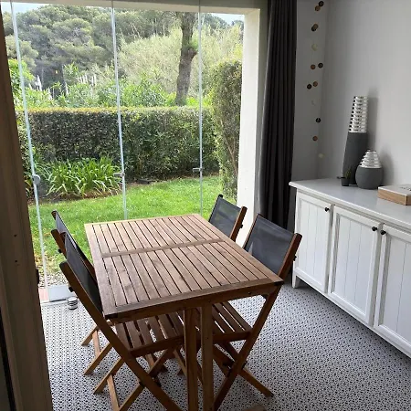 Appartamento T2 Ground Floor, 4 Beds, Pool, Sea Access *